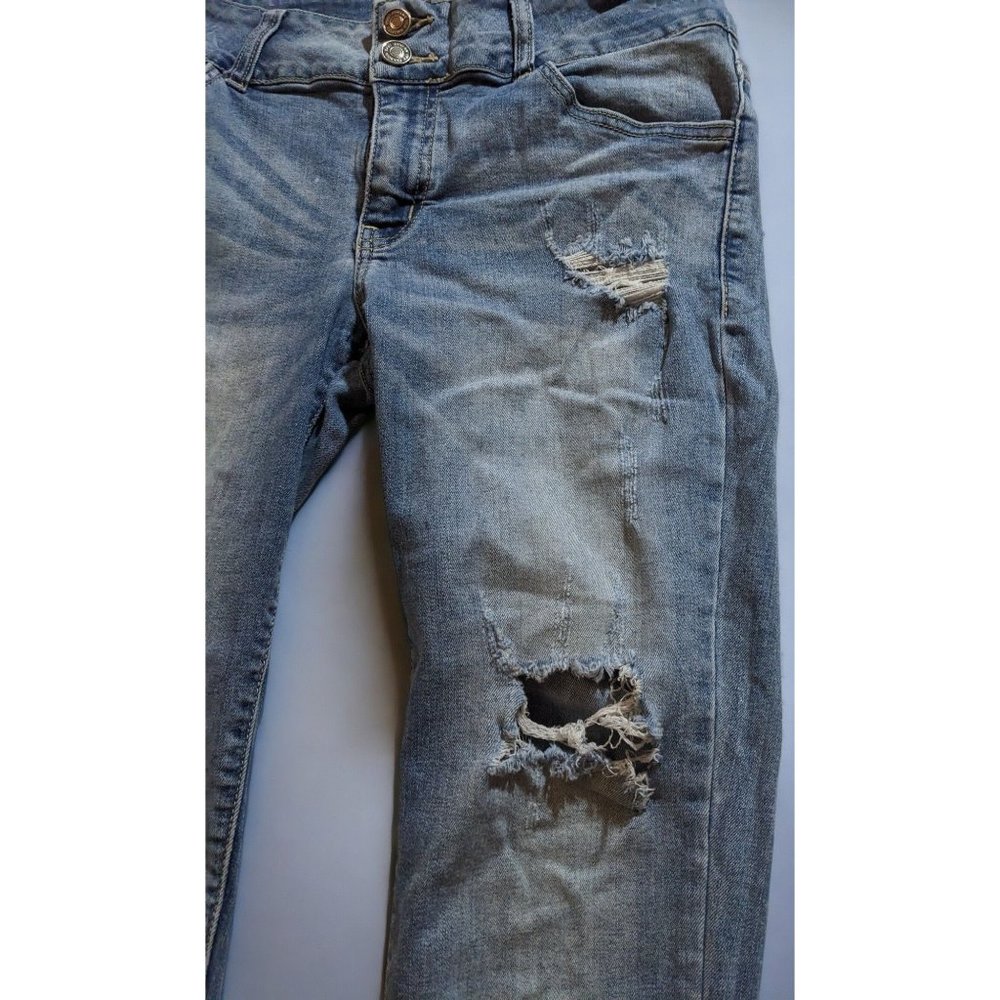 Kancan Distressed Skinny Jeans - Picture 2 of 12